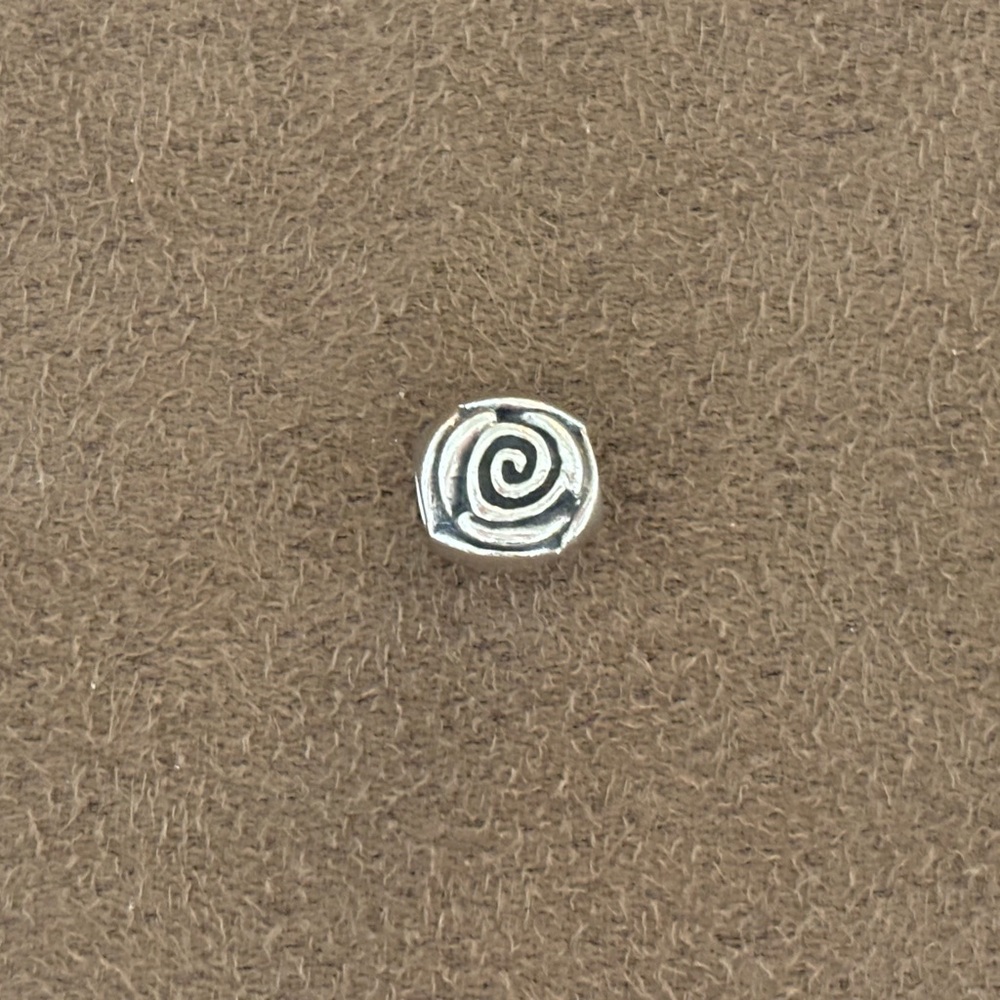 Pandora Rosebud Charm